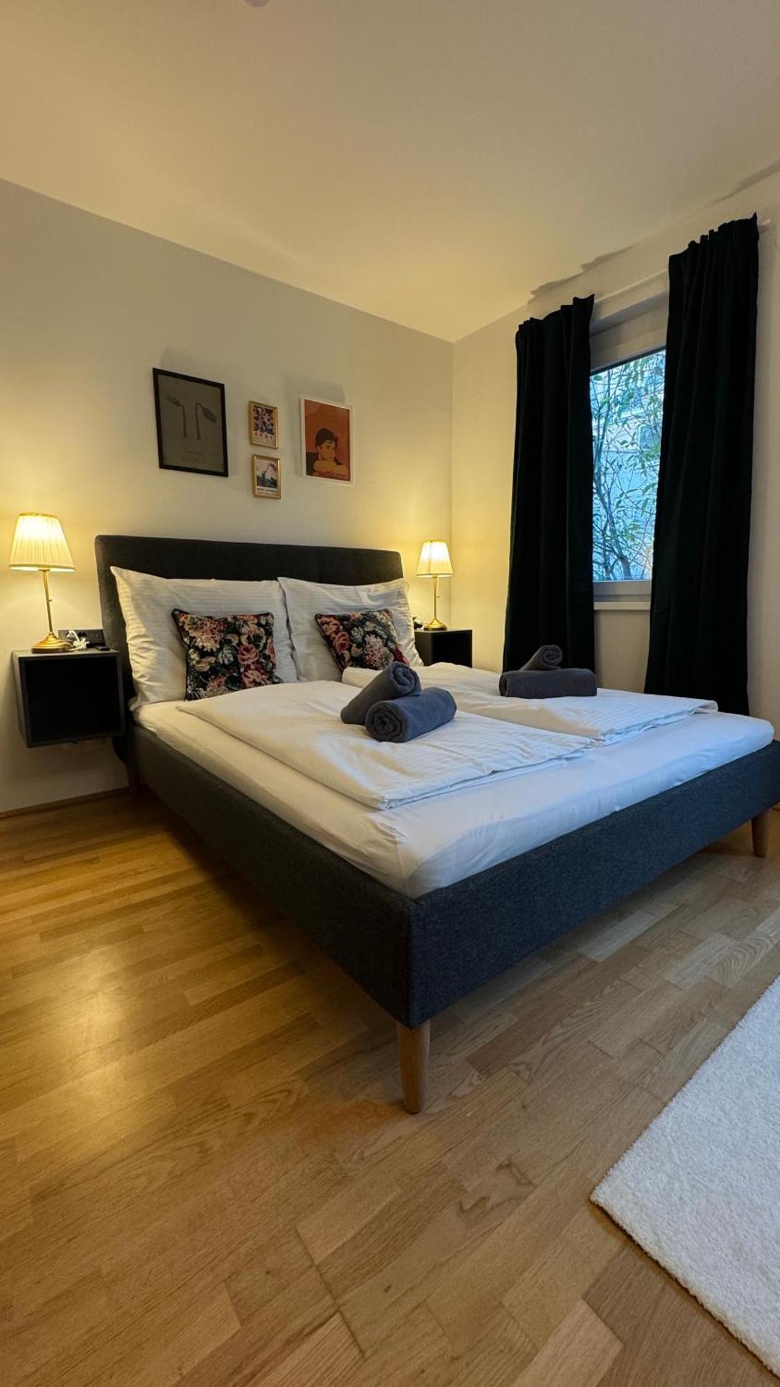 Apartment Modernes & Ruhiges Mit Balkon *